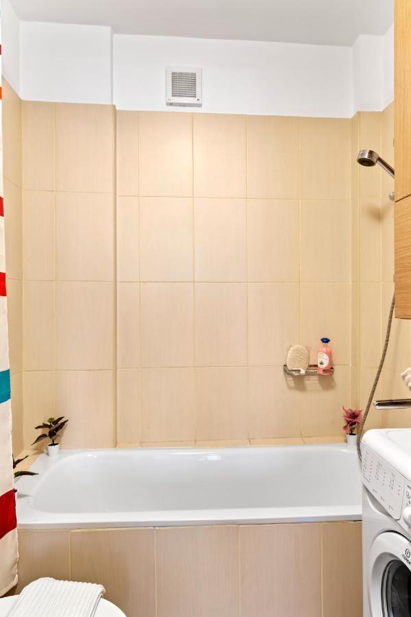 City Vibes Apartment 부쿠레슈티 외부 사진